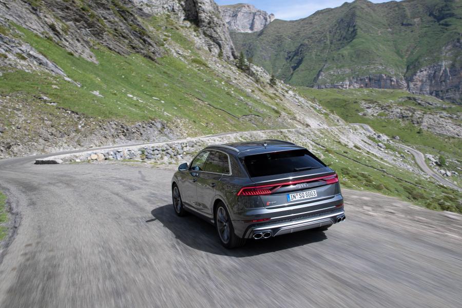  Audi SQ8 TDI 2019 года  (WW) (фото 39 из 79)